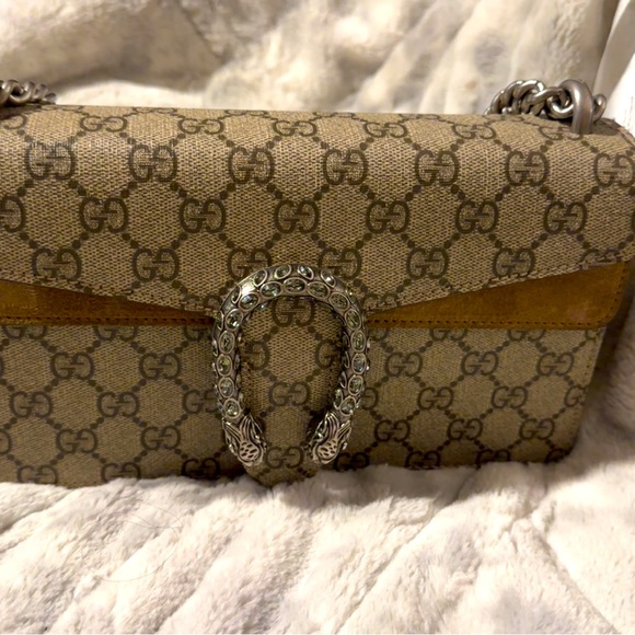 Basically new real Gucci crossbody - Picture 1 of 12